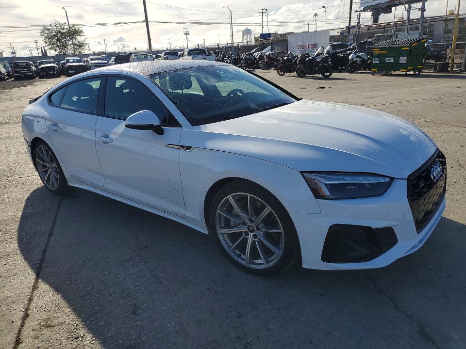 2025 Audi A5 მანქანა იყიდება აუქციონზე, vin: WAUDACF53SA005335, აუქციონის ნომერი: 52588556