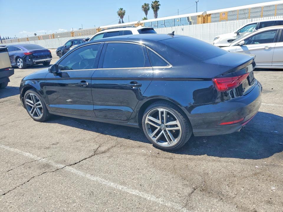 Aukcja sprzedaży 2018 Audi A3, vin: WAUAUGFFXJ1014526, numer aukcji: 52424696