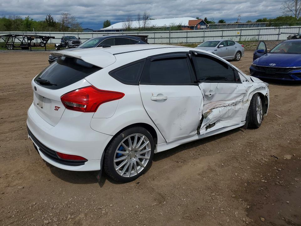 2018 Ford Focus მანქანა იყიდება აუქციონზე, vin: 1FADP3L99JL310307, აუქციონის ნომერი: 52429106