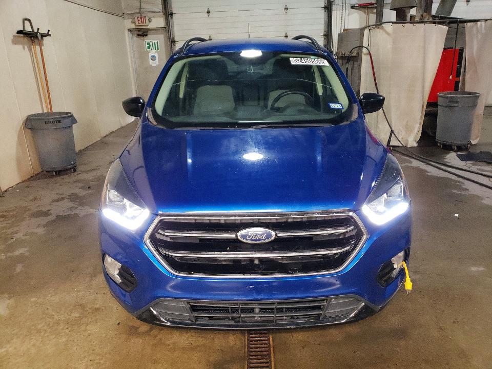 Продаж на аукціоні авто 2018 Ford Escape, vin: 1FMCU0GD1JUC58107, номер лоту: 52450566