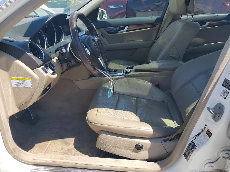 Продажа на аукционе авто 2014 Mercedes-benz C, vin: WDDGF8AB1EA954887, номер лота: 52305986