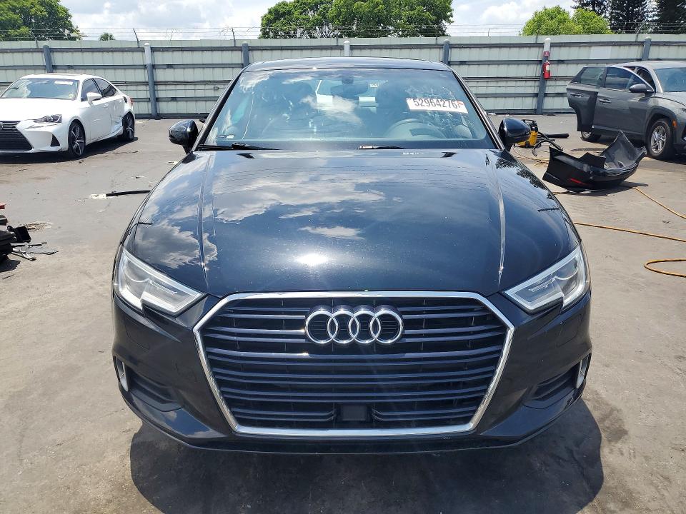 Продажа на аукционе авто 2018 Audi A3, vin: WAUAUGFFXJ1004403, номер лота: 52964276