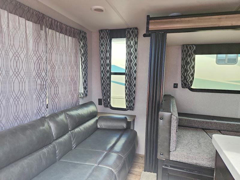 Продажа на аукционе авто 2022 Cherokee By Forest R Trltlr, vin: 4X4TCKY25NK084084, номер лота: 54645866