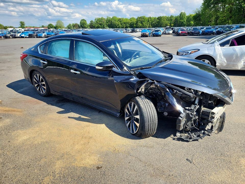 Продаж на аукціоні авто 2017 Nissan Altima, vin: 1N4AL3AP9HC128794, номер лоту: 53314996