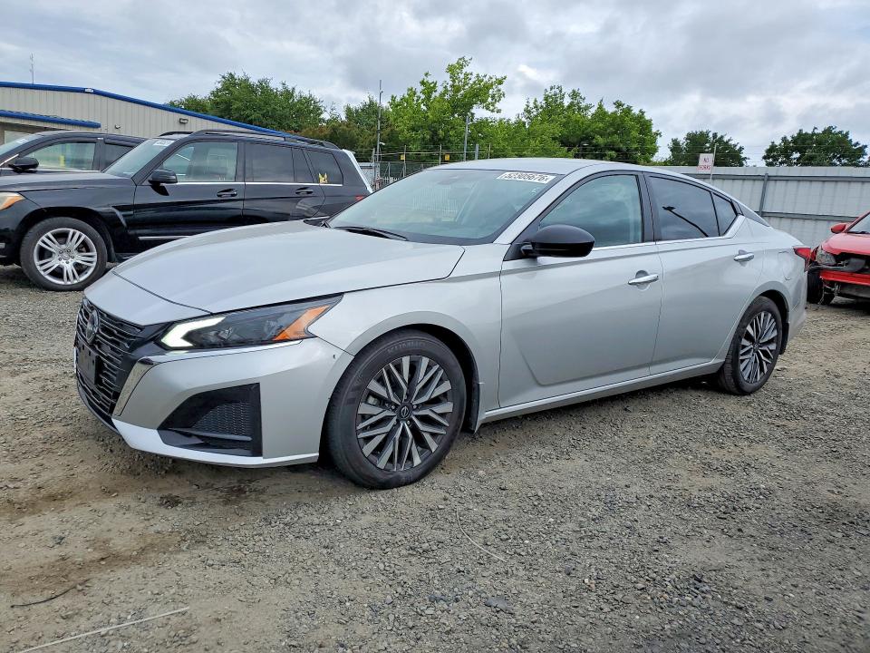 Auction sale of the 2024 Nissan Altima, vin: 1N4BL4DVXRN344230, lot number: 52305676