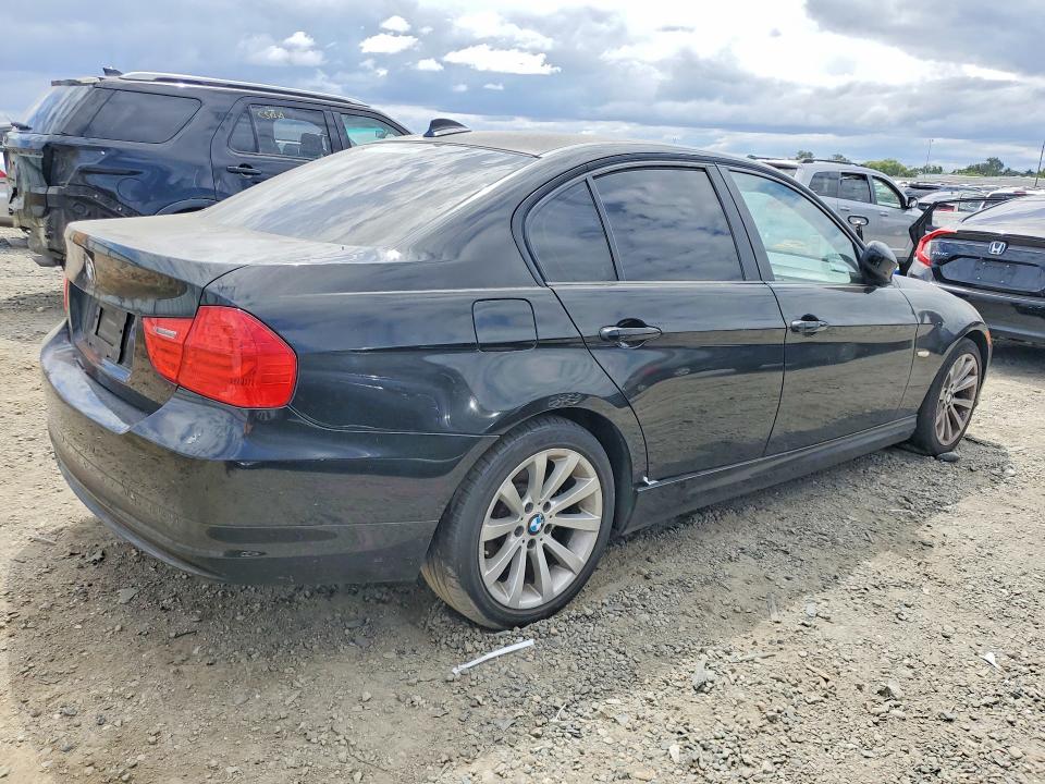 54896626 :رقم المزاد ، WBAPH5C53BA444284 vin ، 2011 Bmw 328 مزاد بيع