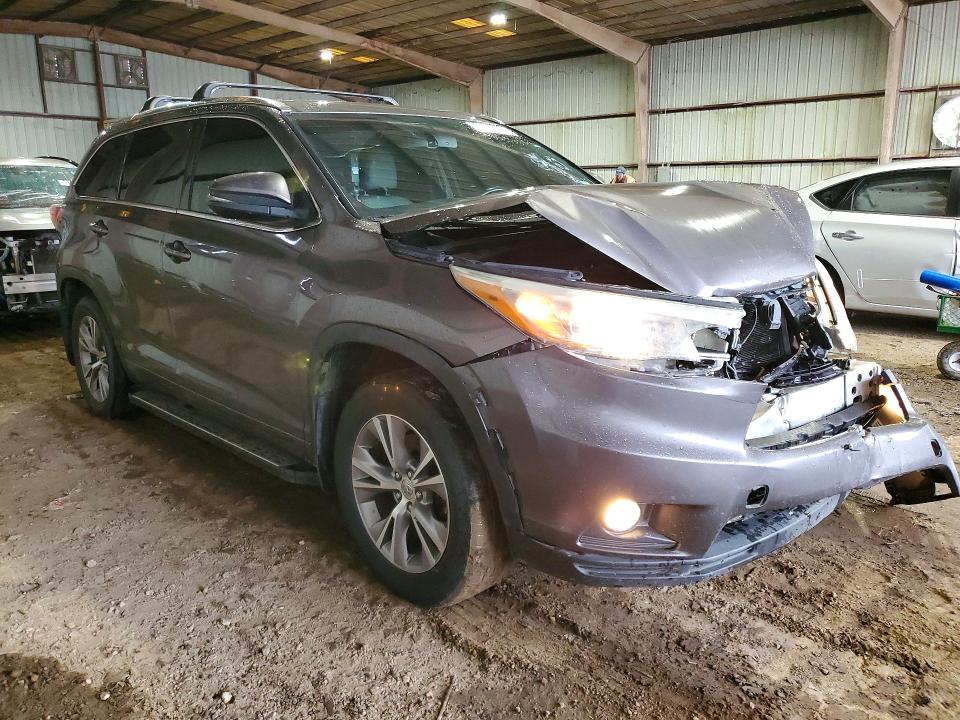 53979016 :رقم المزاد ، 5TDKKRFH2FS099673 vin ، 2015 Toyota Highlander مزاد بيع
