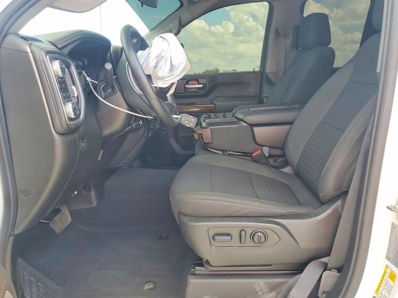 51328486 :رقم المزاد ، 1GT59MEY1NF327125 vin ، 2022 Gmc Sierra مزاد بيع