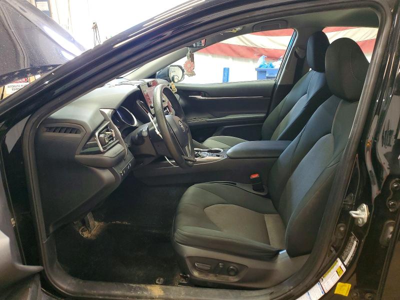 50165626 :رقم المزاد ، 4T1C11BKXNU060605 vin ، 2022 Toyota Camry مزاد بيع