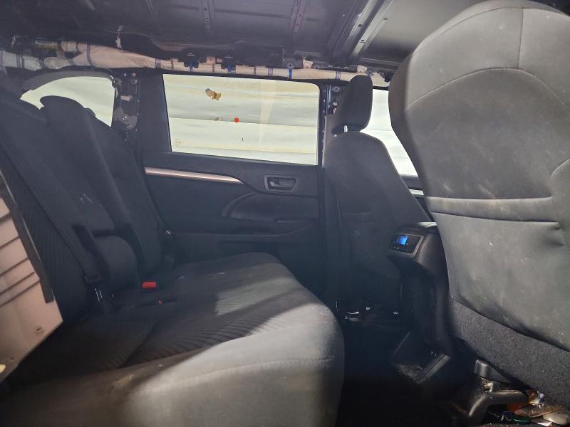 52164426 :رقم المزاد ، 5TDBZRFH6JS887215 vin ، 2018 Toyota Highlander مزاد بيع