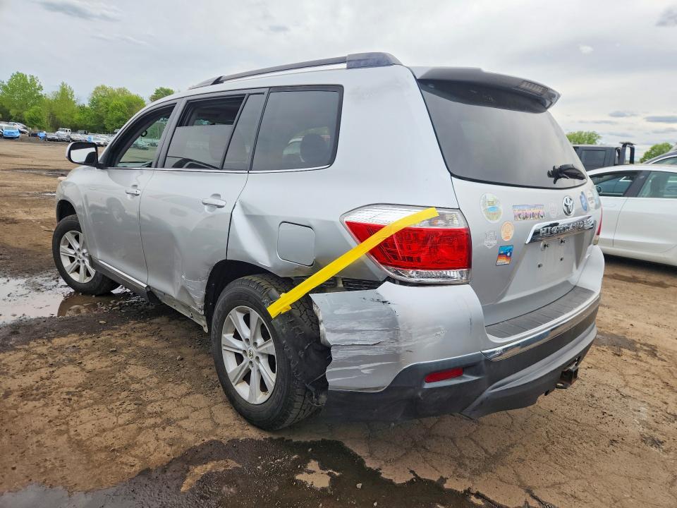 53216926 :رقم المزاد ، 5TDBK3EH6CS171615 vin ، 2012 Toyota Highlander مزاد بيع