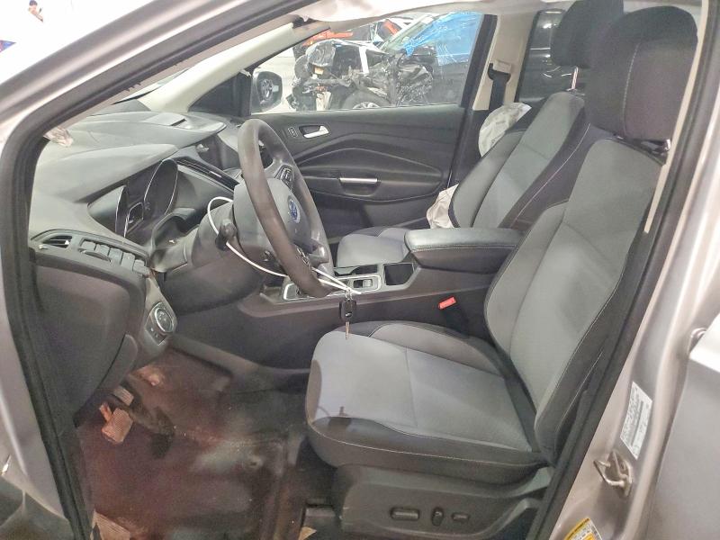 Продажа на аукционе авто 2017 Ford Escape, vin: 1FMCU0GD7HUC37952, номер лота: 54696586