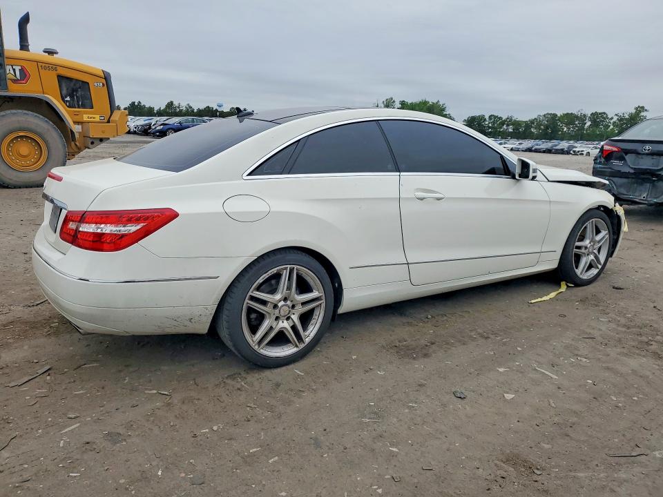 Aukcja sprzedaży 2011 Mercedes-benz E, vin: WDDKJ5GB9BF088899, numer aukcji: 50852516