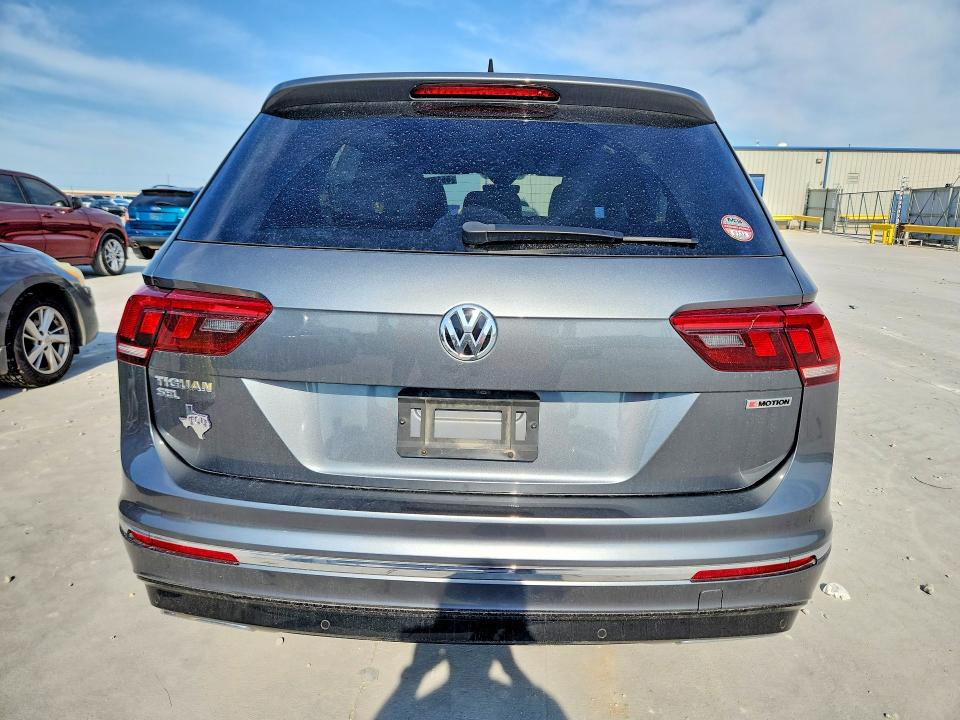 55363636 :رقم المزاد ، 3VV4B7AX1LM151593 vin ، 2020 Volkswagen Tiguan مزاد بيع