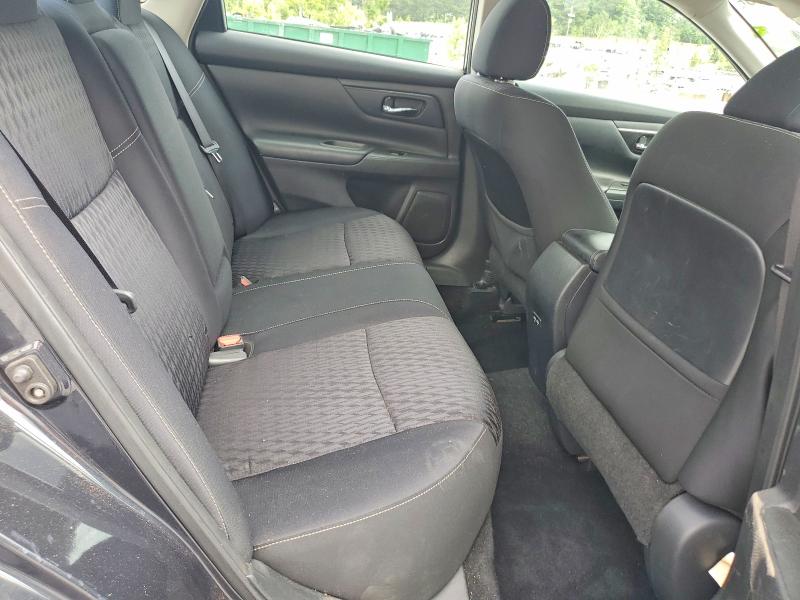2017 Nissan Altima მანქანა იყიდება აუქციონზე, vin: 1N4AL3AP7HN355504, აუქციონის ნომერი: 55152756