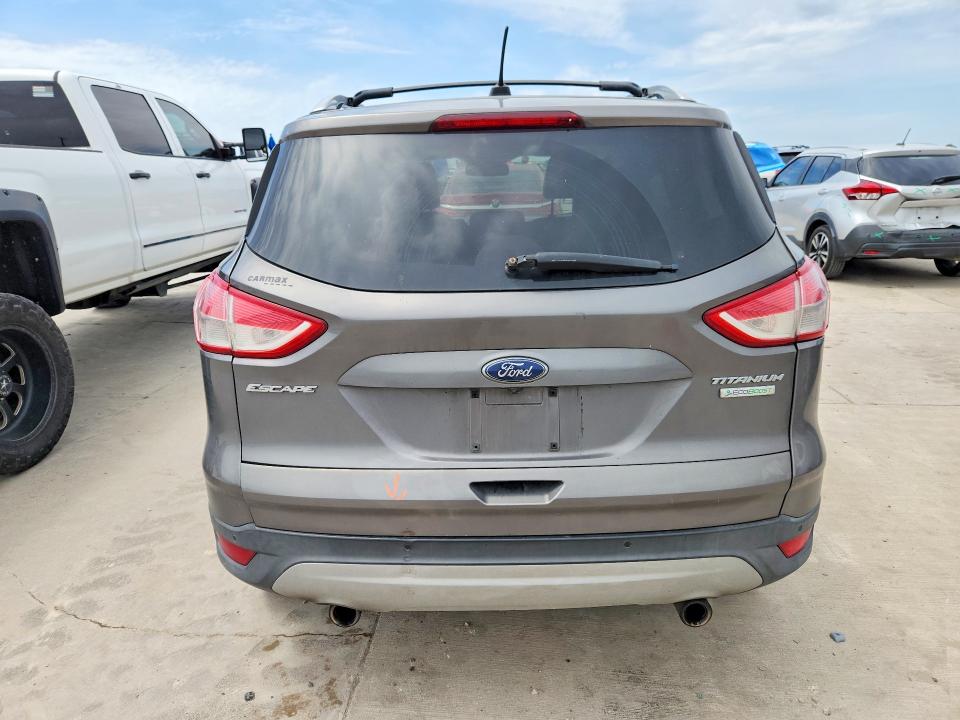 53782986 :رقم المزاد ، 1FMCU0J98DUA00188 vin ، 2013 Ford Escape مزاد بيع