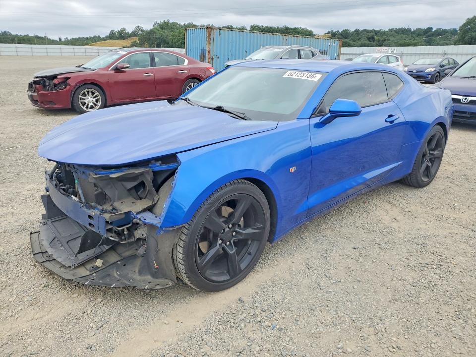 52123136 :رقم المزاد ، 1G1FB1RS6J0153281 vin ، 2018 Chevrolet Camaro مزاد بيع