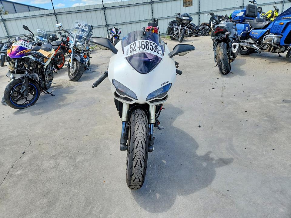 2009 Ducati 1198 მანქანა იყიდება აუქციონზე, vin: ZDM1XBLW59B024151, აუქციონის ნომერი: 52468536