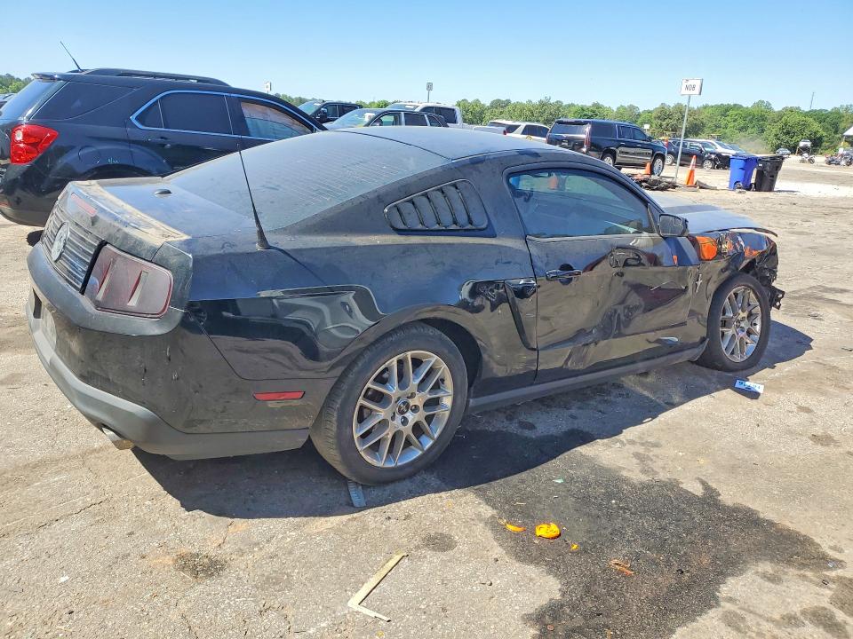 53629756 :رقم المزاد ، 1ZVBP8AM1C5238402 vin ، 2012 Ford Mustang مزاد بيع