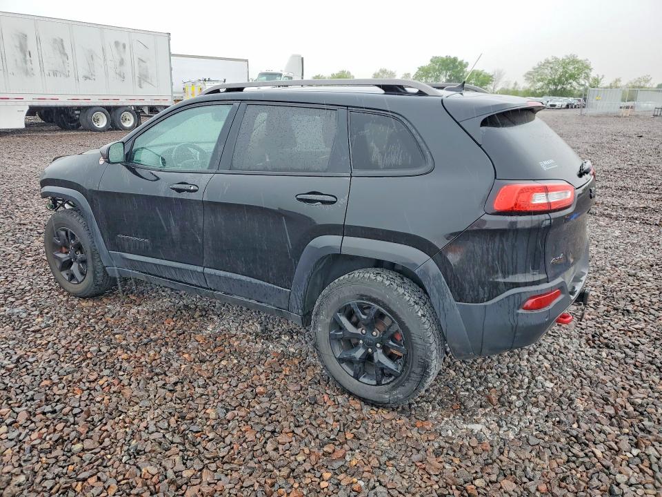 53651896 :رقم المزاد ، 1C4PJMBS0FW613789 vin ، 2015 Jeep Cherokee مزاد بيع