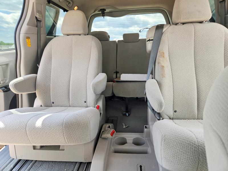 Продажа на аукционе авто 2014 Toyota Sienna, vin: 5TDKK3DC8ES522467, номер лота: 52078136