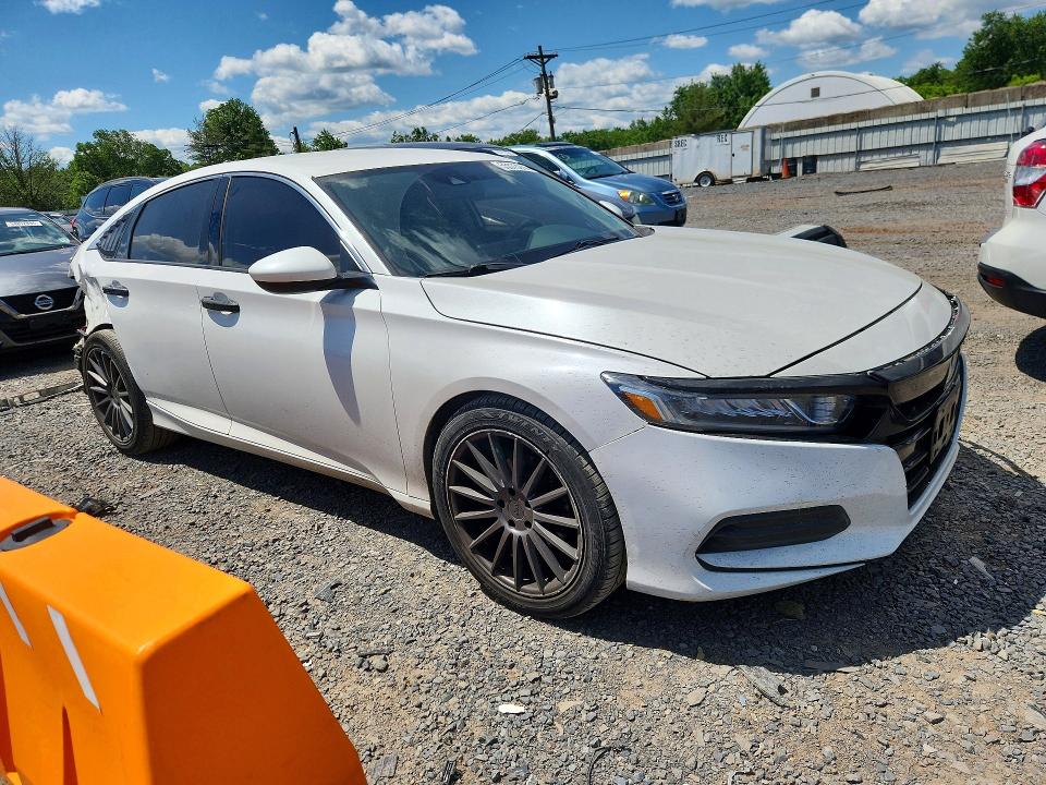Продажа на аукционе авто 2018 Honda Accord, vin: 1HGCV1F10JA017284, номер лота: 55573256