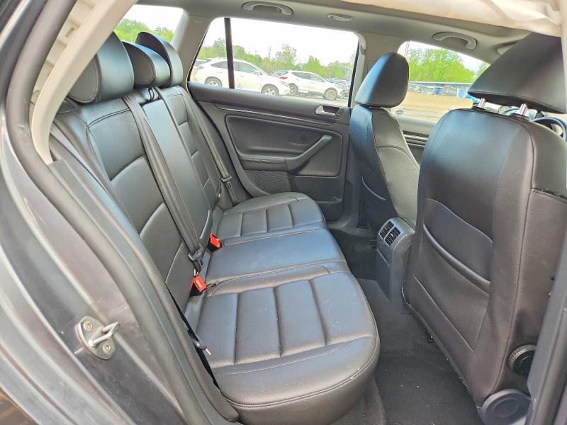53828626 :رقم المزاد ، 3VWPL7AJXEM611645 vin ، 2014 Volkswagen Jetta مزاد بيع