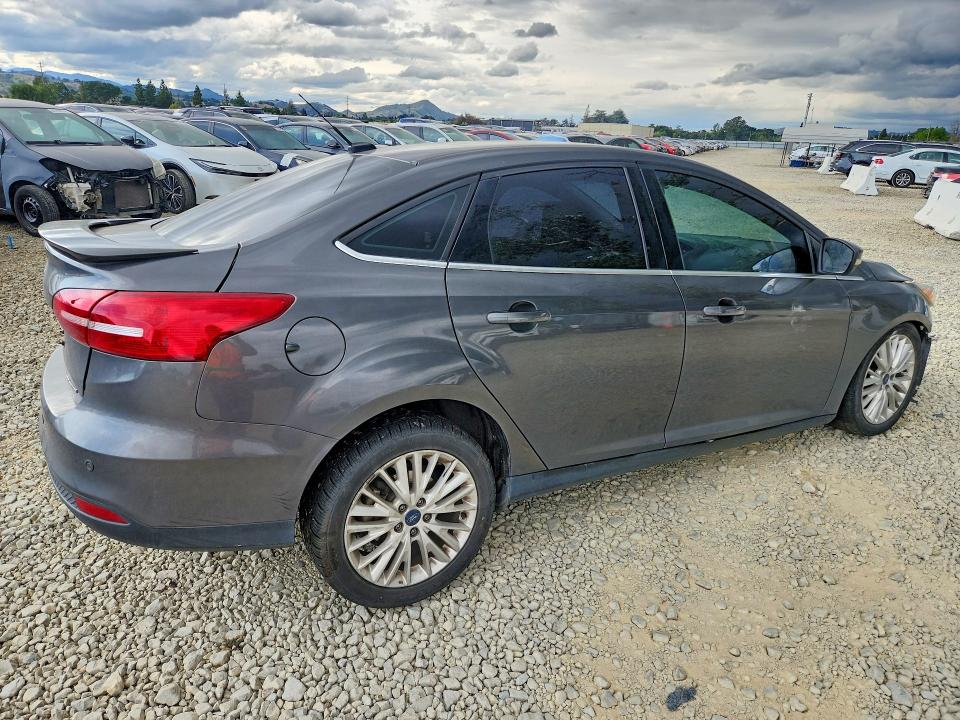 2017 Ford Focus მანქანა იყიდება აუქციონზე, vin: 1FADP3J20HL287743, აუქციონის ნომერი: 52532806