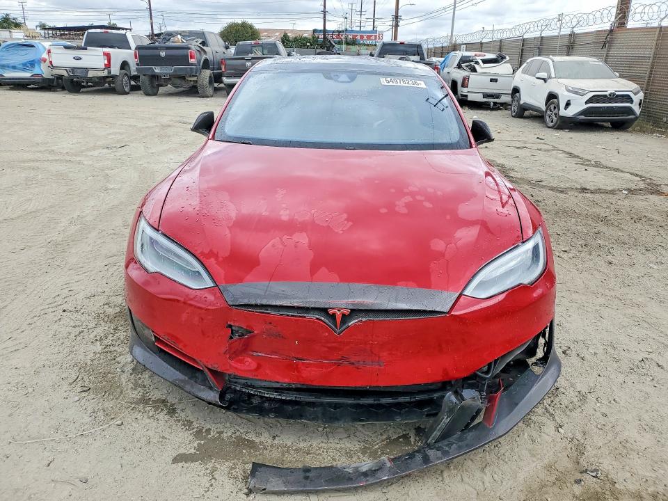 2016 Tesla Model S მანქანა იყიდება აუქციონზე, vin: 5YJSA1E15GF152798, აუქციონის ნომერი: 54978236
