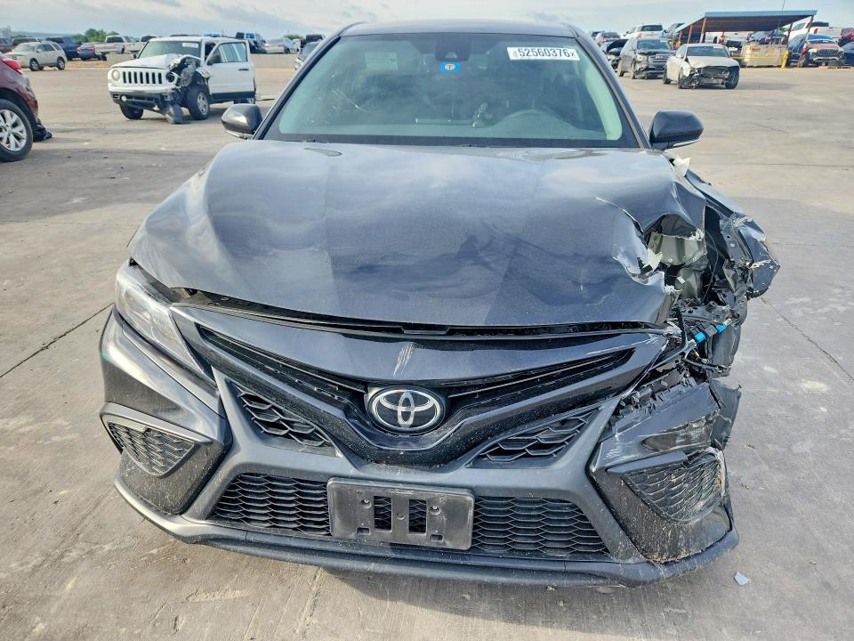 Продажа на аукционе авто 2024 Toyota Camry, vin: 4T1T11AK0RU906702, номер лота: 52560376