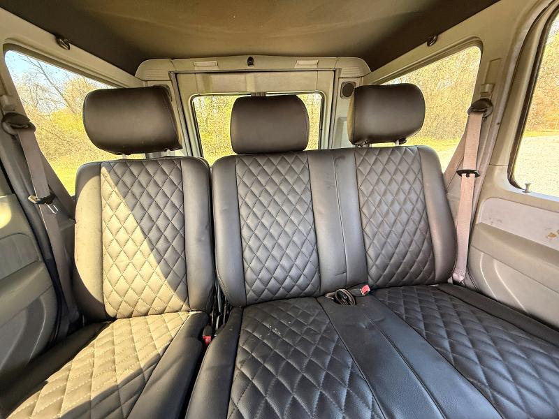 Продажа на аукционе авто 2002 Mercedes-benz G, vin: WDCYR49E32X128378, номер лота: 52570256