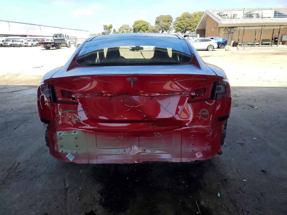 53119636 :رقم المزاد ، 5YJSA1E15GF160044 vin ، 2016 Tesla Model S مزاد بيع
