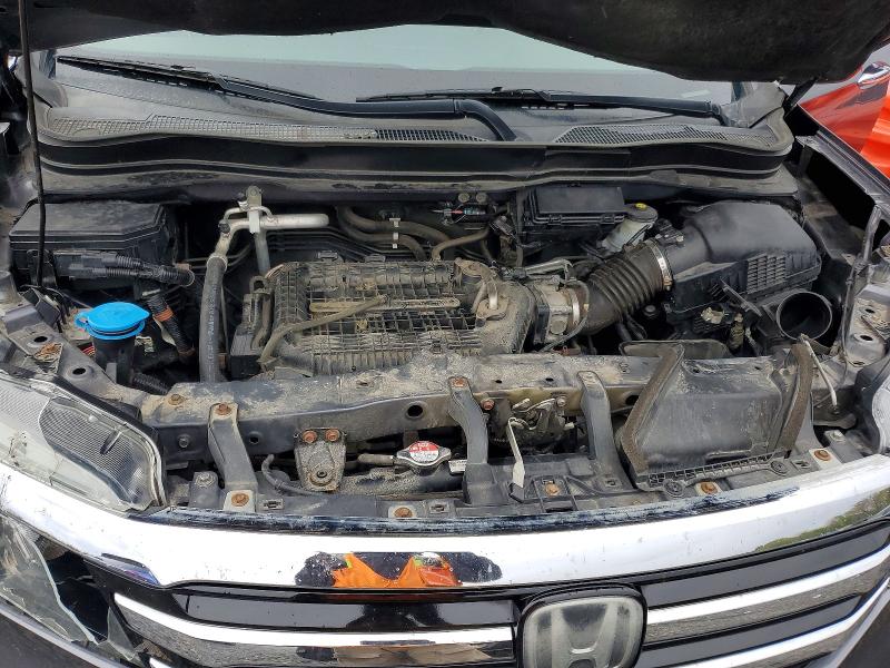 52128546 :رقم المزاد ، 5FNYF6H97JB017632 vin ، 2018 Honda Pilot مزاد بيع