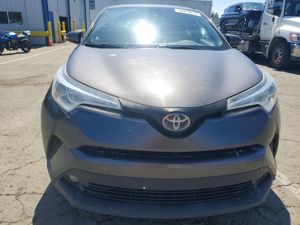 Продажа на аукционе авто 2018 Toyota C-hr, vin: NMTKHMBX8JR059958, номер лота: 52212616
