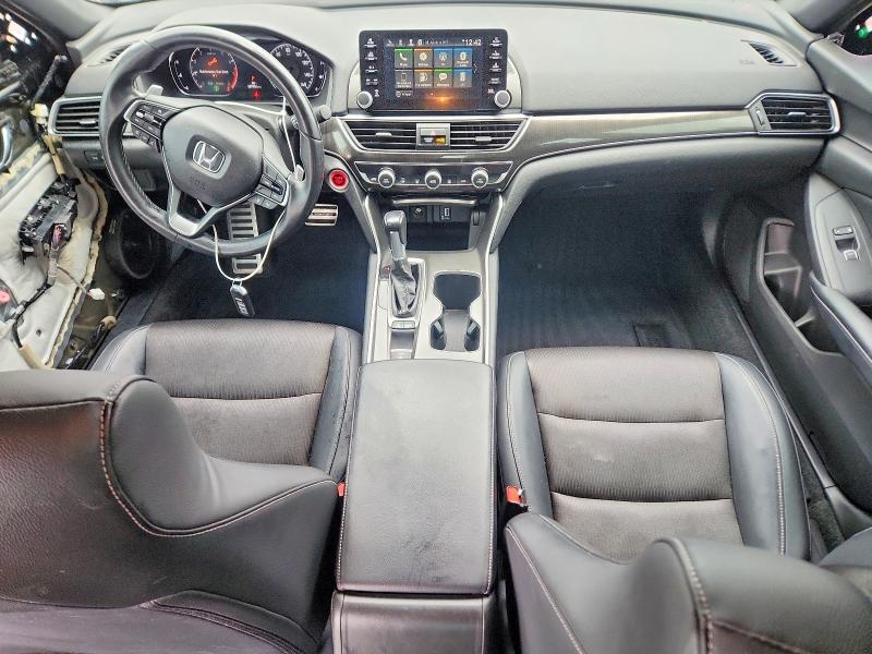 Продаж на аукціоні авто 2018 Honda Accord, vin: 1HGCV1F32JA126055, номер лоту: 52740416