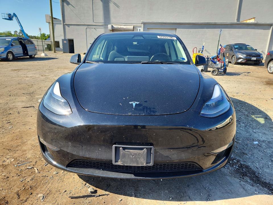Продажа на аукционе авто 2023 Tesla Model Y, vin: 7SAYGAEE6PF924868, номер лота: 52263196