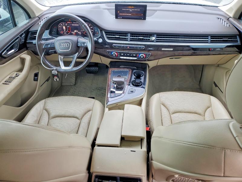 54445906 :رقم المزاد ، WA1LAAF72HD010208 vin ، 2017 Audi Q7 مزاد بيع