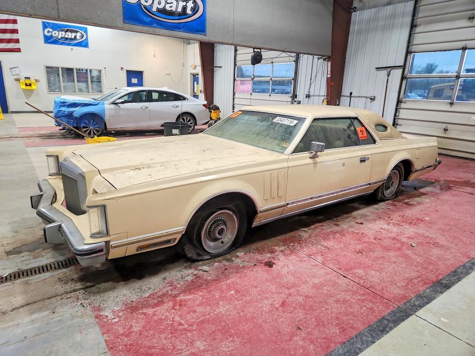 53457116 :رقم المزاد ، 7Y89A884092 vin ، 1977 Lincoln Continental مزاد بيع