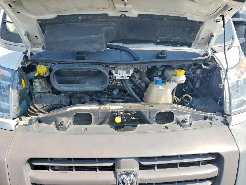 53600666 :رقم المزاد ، 3C6TRVNG3JE100244 vin ، 2018 Ram Promaster 1500 مزاد بيع