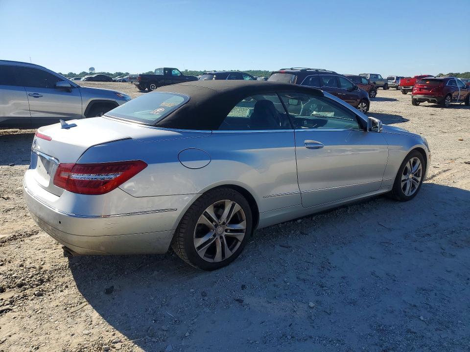 53522676 :رقم المزاد ، WDDKK5GF4BF059794 vin ، 2011 Mercedes-benz E مزاد بيع