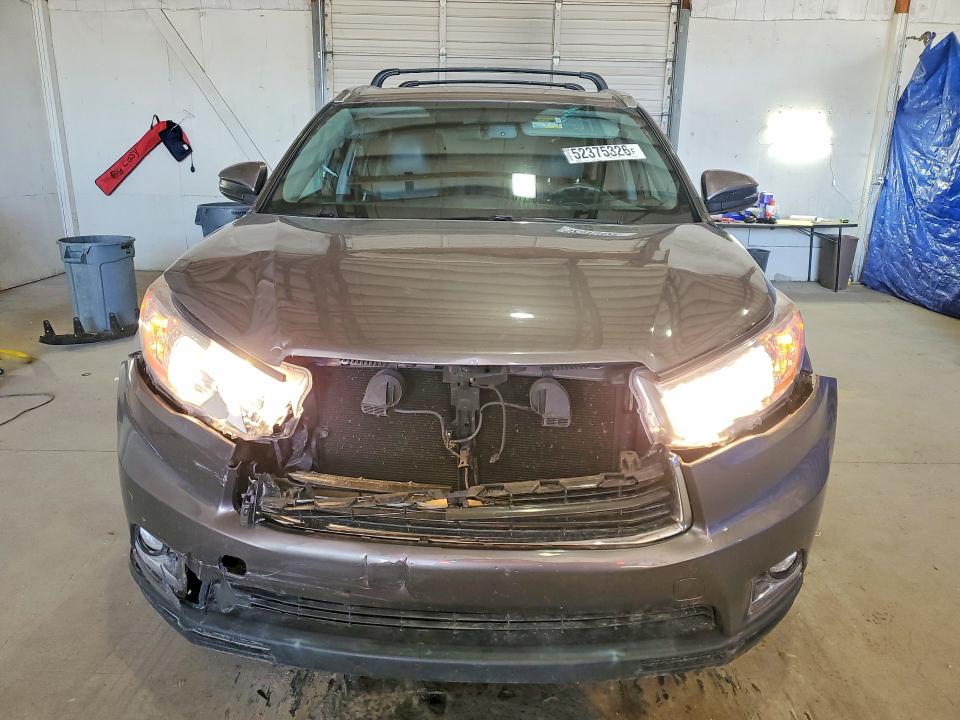 Продажа на аукционе авто 2016 Toyota Highlander, vin: 5TDDKRFH5GS273360, номер лота: 52375326