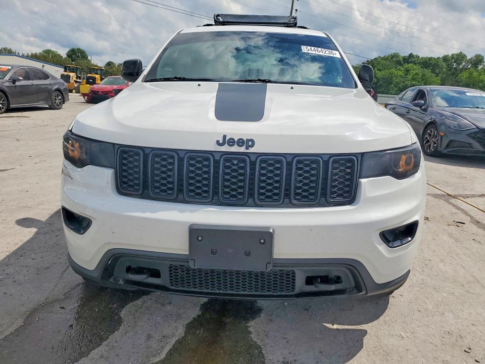 54464236 :رقم المزاد ، 1C4RJFAGXJC357849 vin ، 2018 Jeep Grand Cherokee مزاد بيع