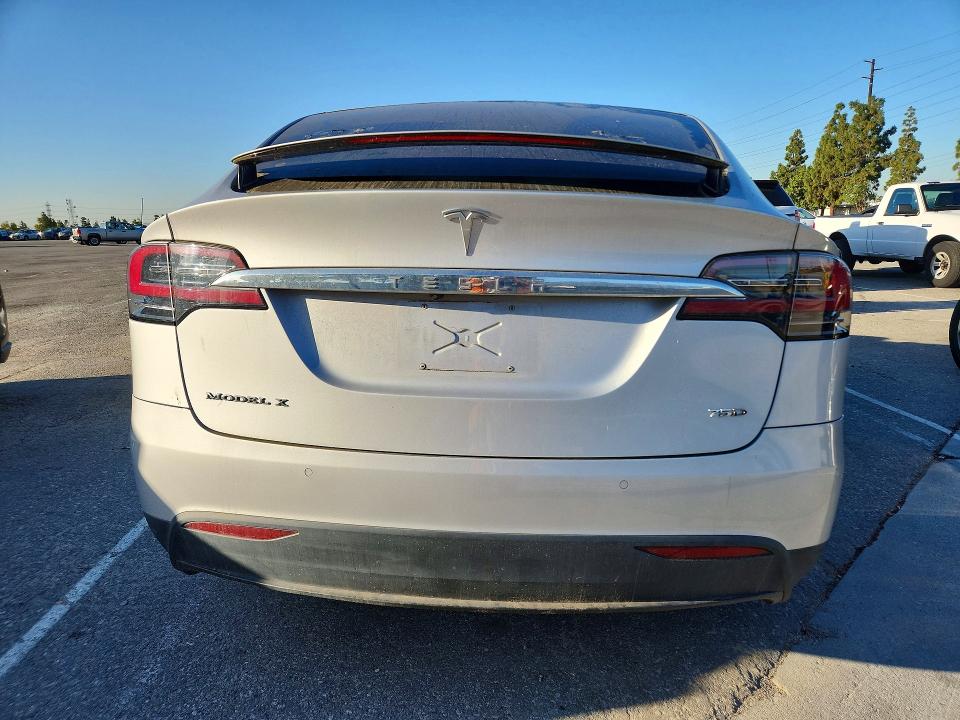 Продаж на аукціоні авто 2016 Tesla Model X, vin: 5YJXCAE24GF019426, номер лоту: 52569676