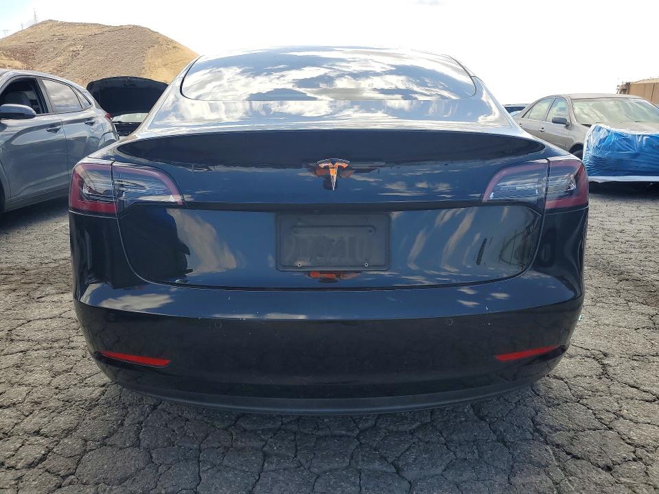 Продажа на аукционе авто 2021 Tesla Model 3, vin: 5YJ3E1EAXMF943011, номер лота: 55170776