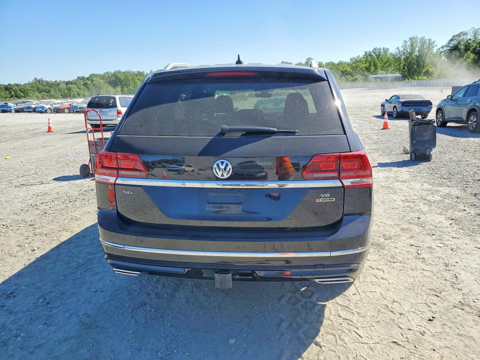 Продажа на аукционе авто 2018 Volkswagen Atlas, vin: 1V2RR2CA9JC562359, номер лота: 53828946