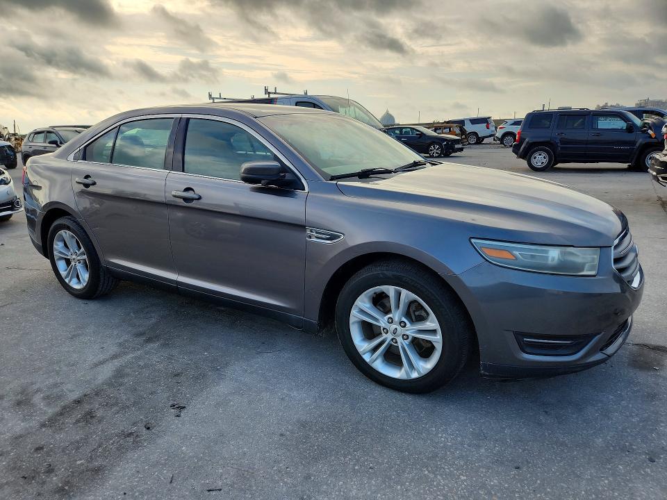 54015116 :رقم المزاد ، 1FAHP2E83DG163785 vin ، 2013 Ford Taurus مزاد بيع