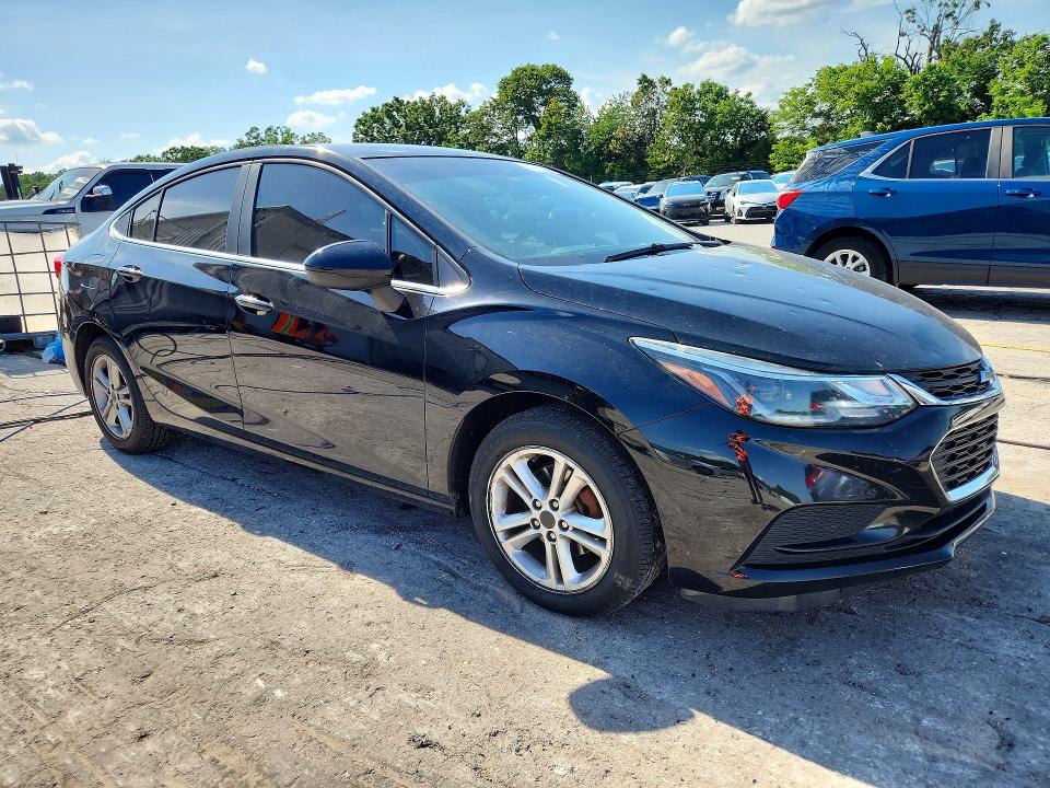 Продажа на аукционе авто 2017 Chevrolet Cruze, vin: 1G1BE5SM8H7259645, номер лота: 54796056
