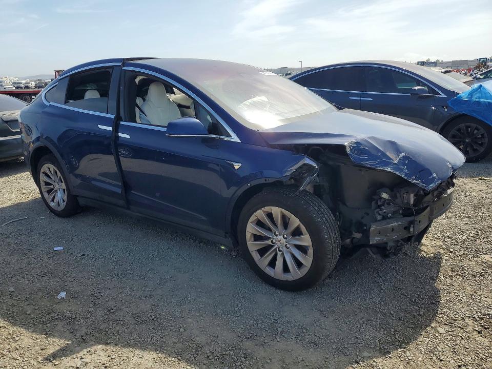 2017 Tesla Model X მანქანა იყიდება აუქციონზე, vin: 5YJXCDE23HF054624, აუქციონის ნომერი: 54138686