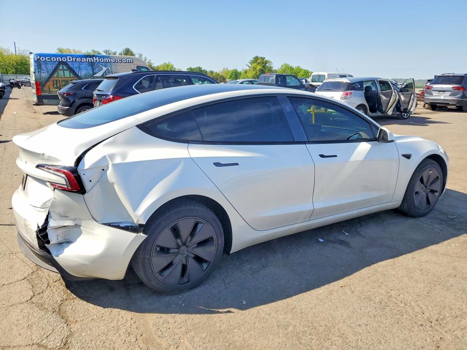 2025 Tesla Model 3 მანქანა იყიდება აუქციონზე, vin: 5YJ3E1EAXSF046462, აუქციონის ნომერი: 51888166