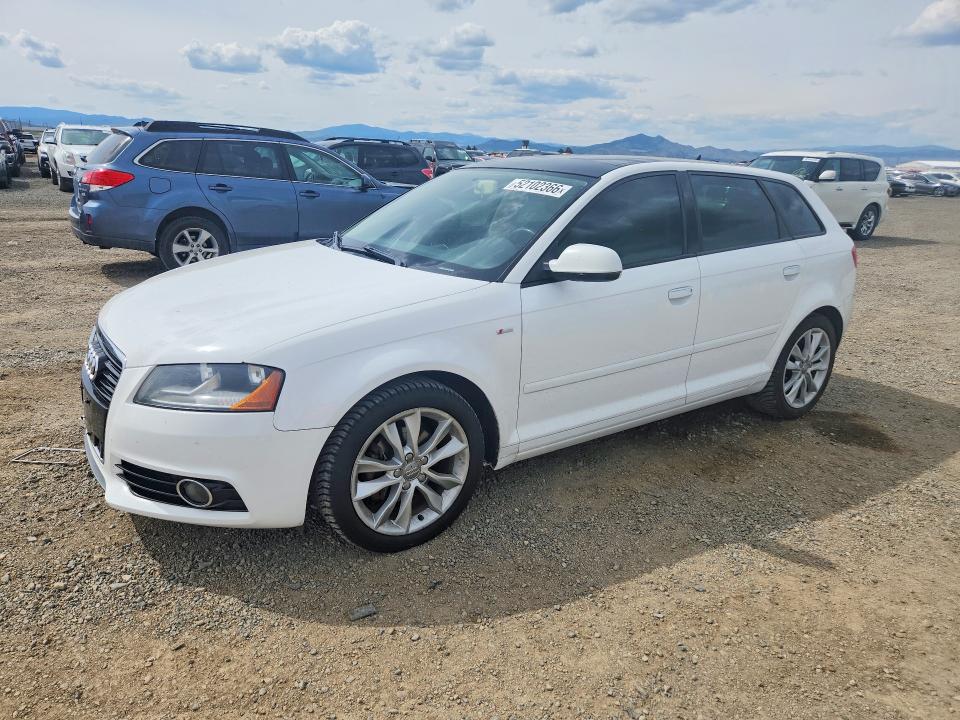 2013 Audi A3 მანქანა იყიდება აუქციონზე, vin: WAUBJAFM9DA022744, აუქციონის ნომერი: 52102366